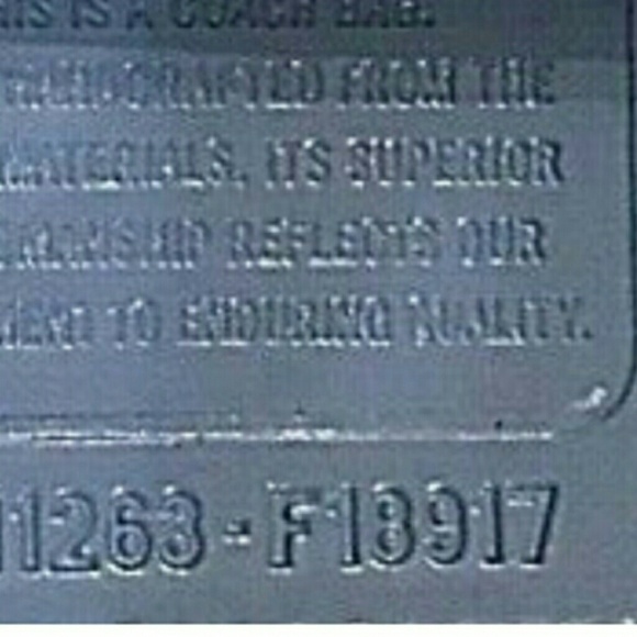 Authentic GUC Coach Peyton purse set - Picture 2 of 4